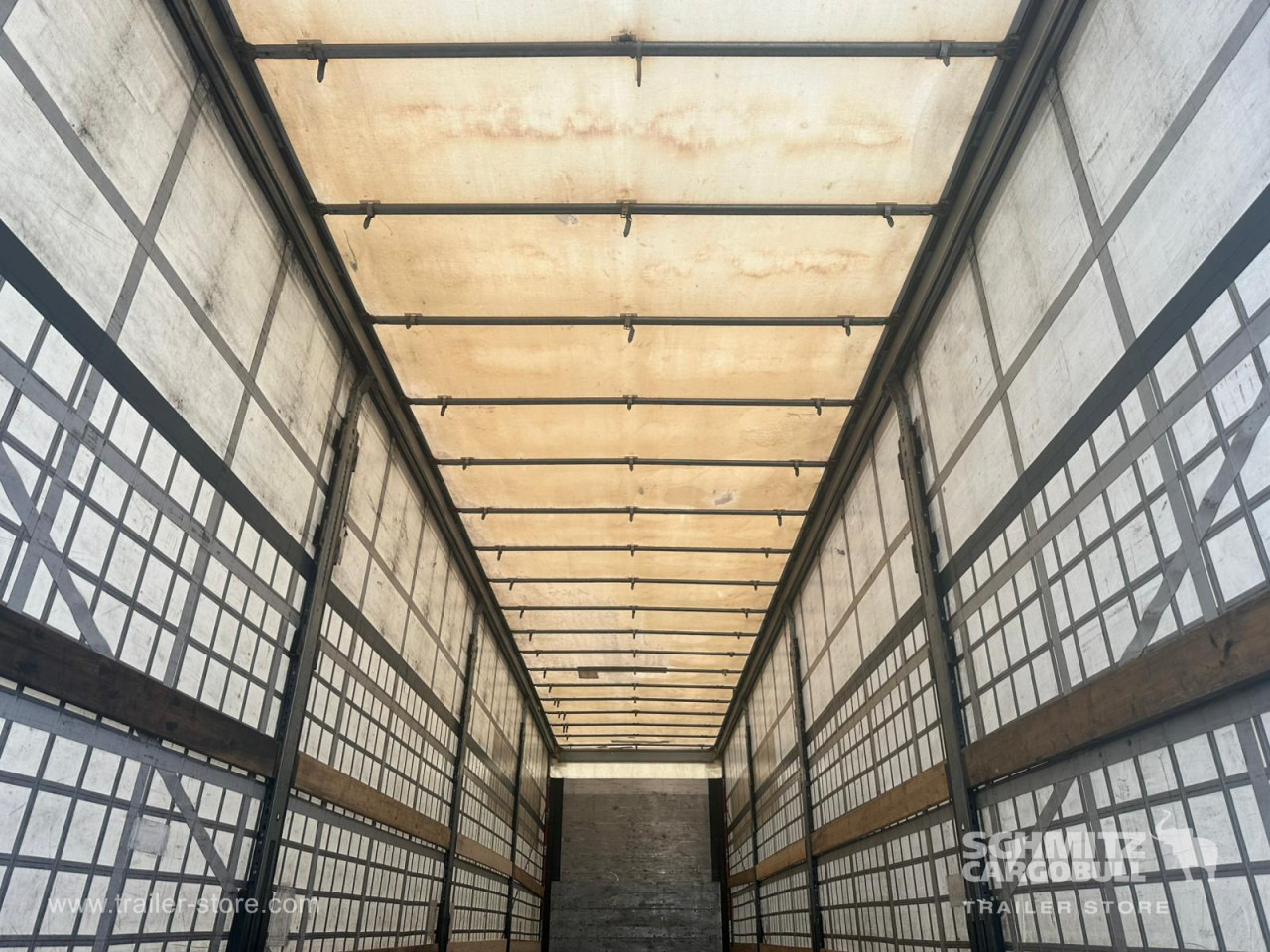 SCHMITZ Curtainsider Standard - Kapelltrailer: bild 5 SCHMITZ Curtainsider Standard - Kapelltrailer: bild 5