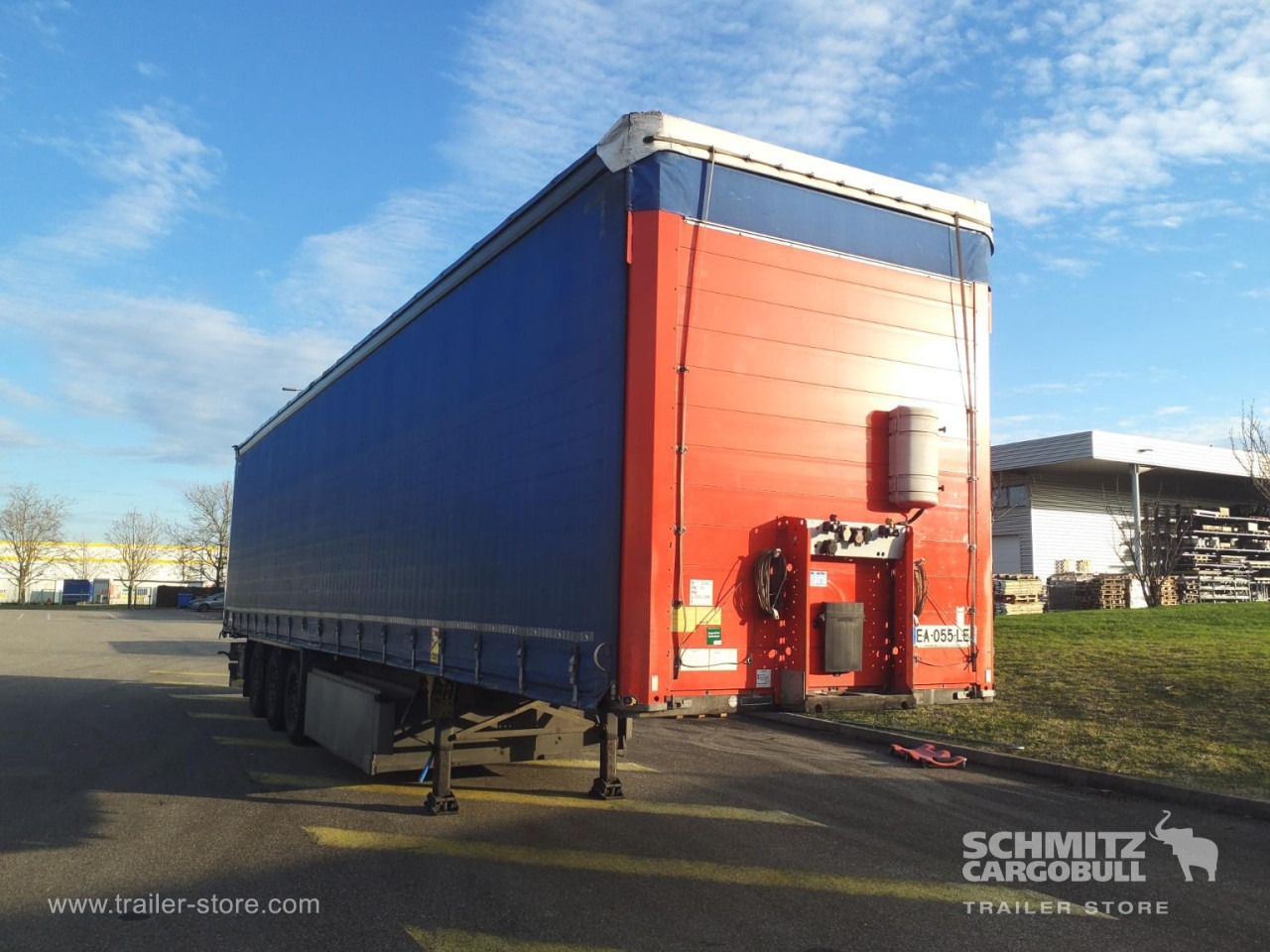 SCHMITZ Curtainsider Standard - Kapelltrailer: bild 1 SCHMITZ Curtainsider Standard - Kapelltrailer: bild 1