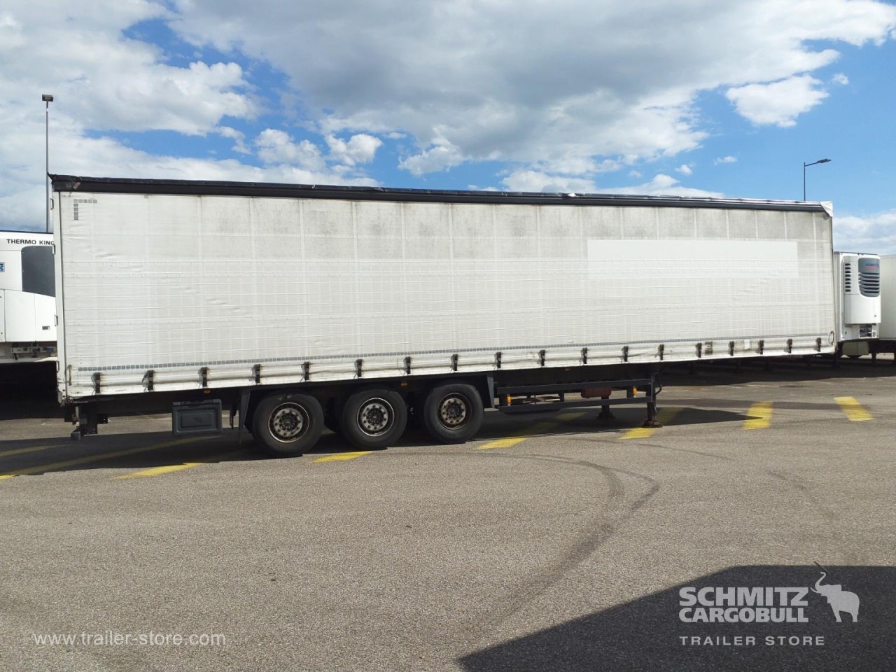 SCHMITZ Curtainsider Standard - Kapelltrailer: bild 2 SCHMITZ Curtainsider Standard - Kapelltrailer: bild 2