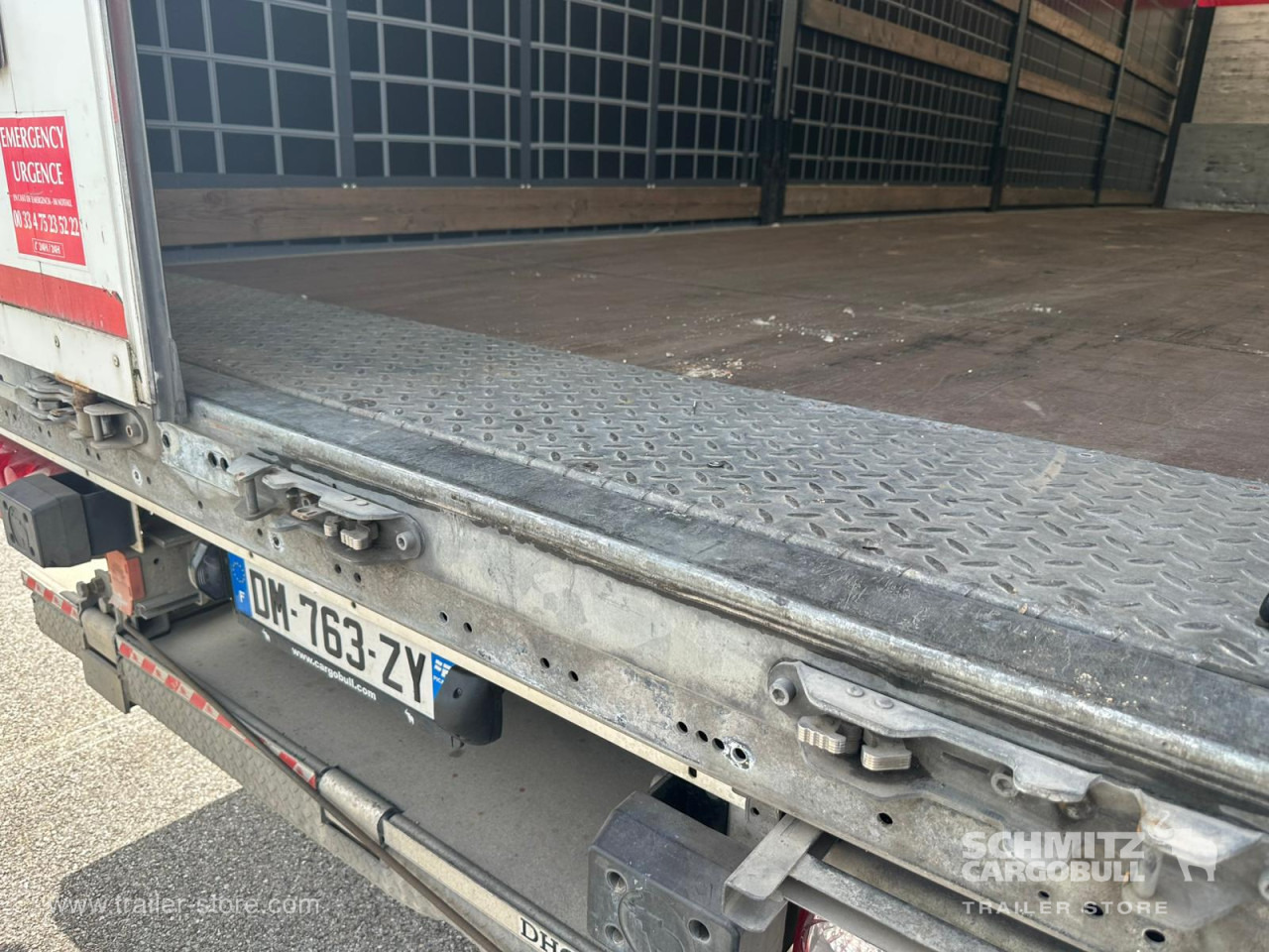 SCHMITZ Curtainsider Standard - Kapelltrailer: bild 4 SCHMITZ Curtainsider Standard - Kapelltrailer: bild 4