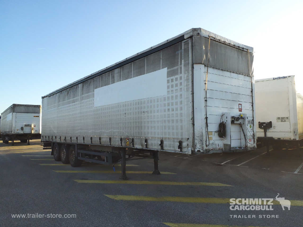 SCHMITZ Curtainsider Standard - Kapelltrailer: bild 1 SCHMITZ Curtainsider Standard - Kapelltrailer: bild 1