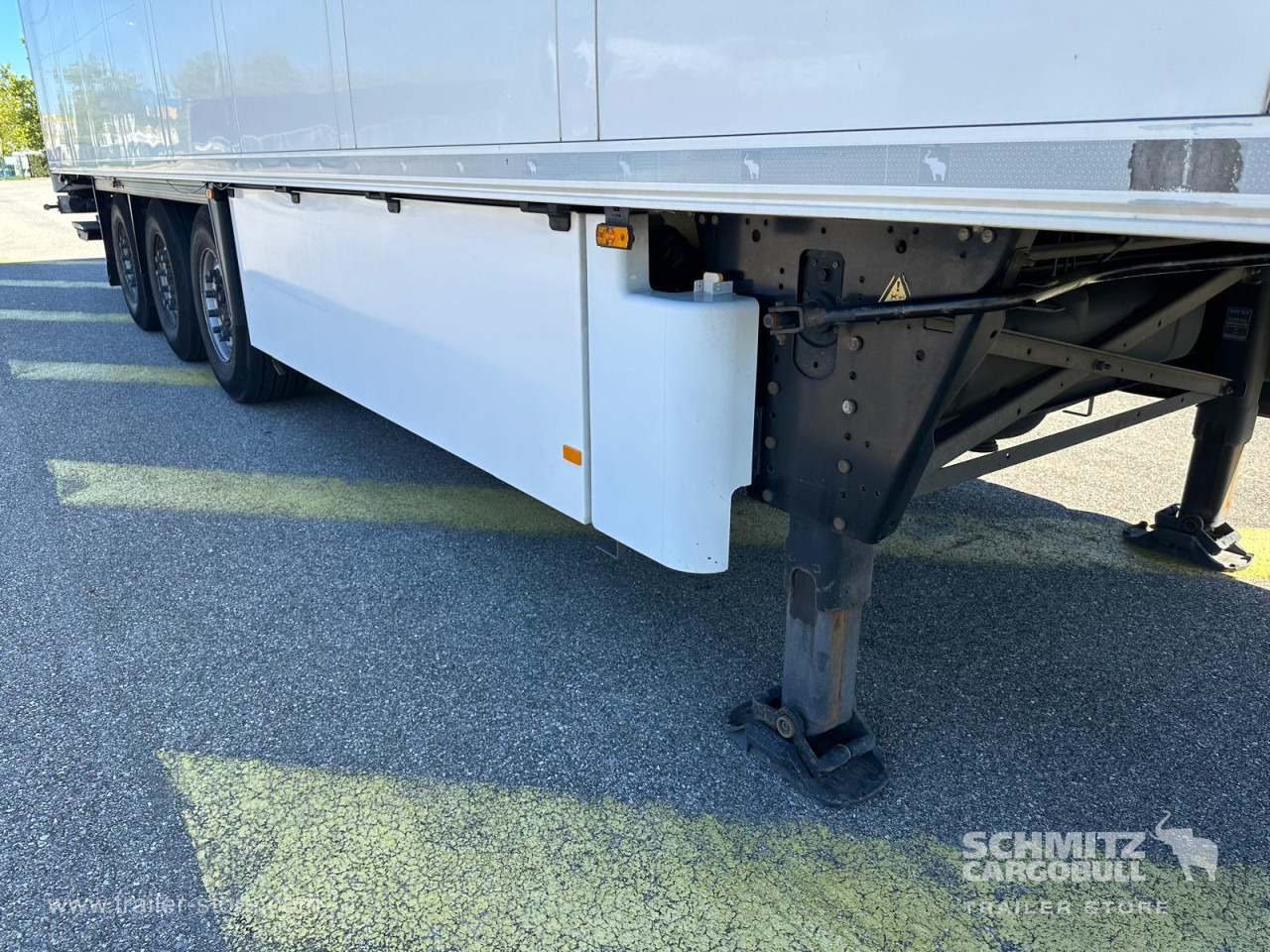 SCHMITZ Reefer Multitemp Double deck Taillift - Isotermiska semitrailer: bild 3 SCHMITZ Reefer Multitemp Double deck Taillift - Isotermiska semitrailer: bild 3
