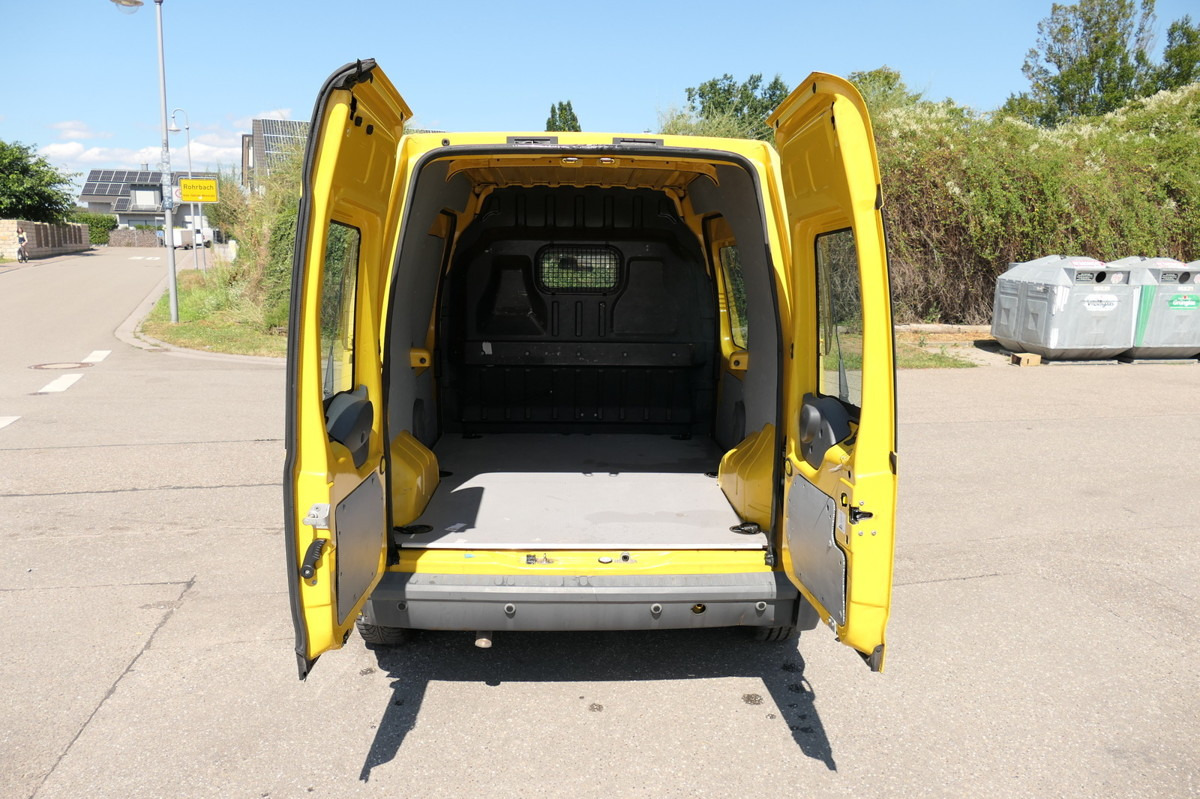 FORD Transit/Tourneo Connect T230 2x Schiebetür Flüge - Små skåpbil: bild 5 FORD Transit/Tourneo Connect T230 2x Schiebetür Flüge - Små skåpbil: bild 5