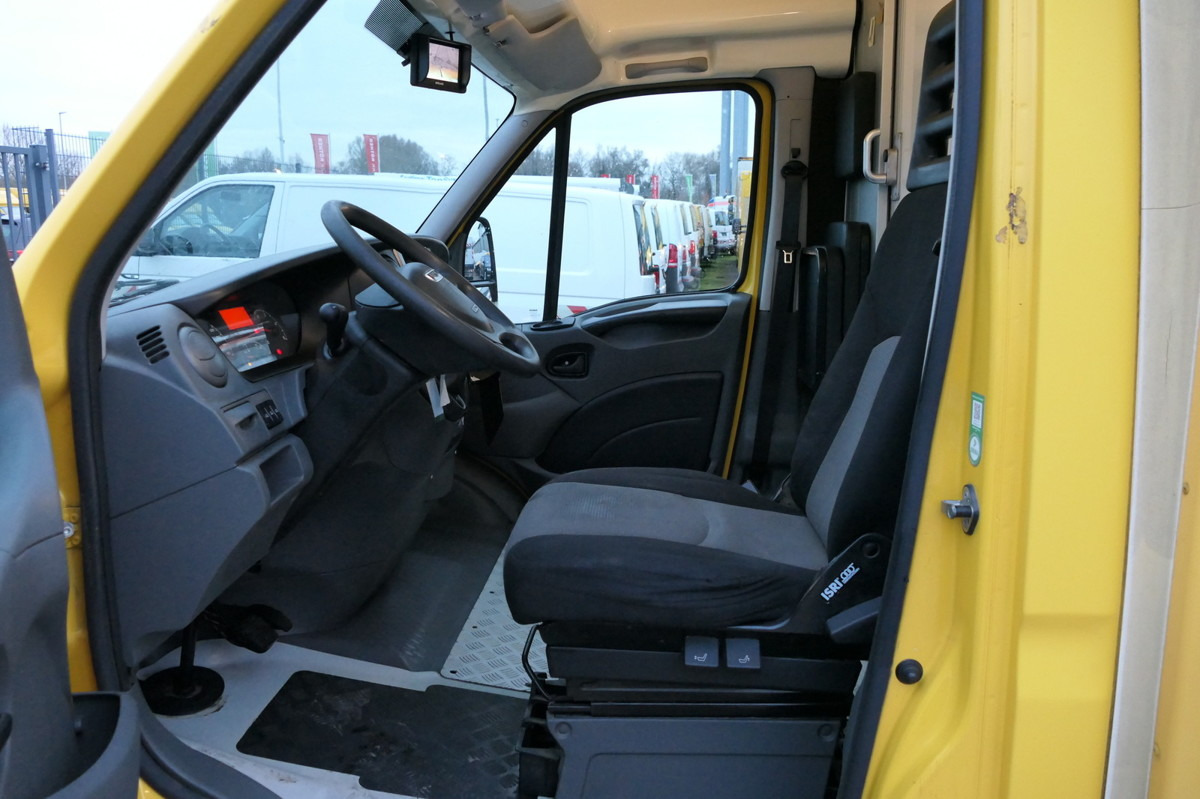 IVECO Daily 35 S11 C30C AUTOMATIK KAMERA Regale LUFT D - Volymskåp: bild 5 IVECO Daily 35 S11 C30C AUTOMATIK KAMERA Regale LUFT D - Volymskåp: bild 5