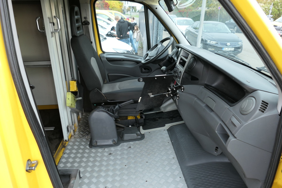 IVECO Daily 35 S11 C30C AUTOMATIK KAMERA Regale LUFT - Volymskåp: bild 5 IVECO Daily 35 S11 C30C AUTOMATIK KAMERA Regale LUFT - Volymskåp: bild 5