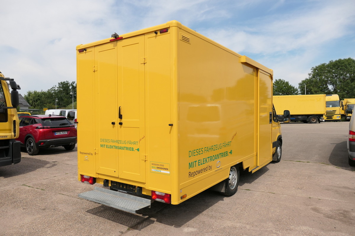 IVECO Daily 35 S11 C30C ELEKTRO COC Umbau 08/2021 Firm - Volymskåp, El transportbil: bild 4 IVECO Daily 35 S11 C30C ELEKTRO COC Umbau 08/2021 Firm - Volymskåp, El transportbil: bild 4