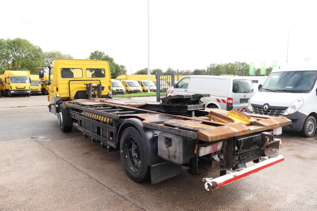 MERCEDES-BENZ KAMAG WBH 25 Wiesel Terberg Umsetzfahrz. Sattelk - Containerbil/ Växelflak lastbil: bild 2 MERCEDES-BENZ KAMAG WBH 25 Wiesel Terberg Umsetzfahrz. Sattelk - Containerbil/ Växelflak lastbil: bild 2