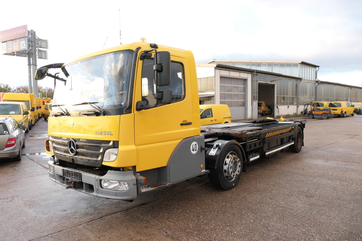 MERCEDES-BENZ KAMAG WBH 25 Wiesel Terberg Umsetzfahrz. Sattelk - Containerbil/ Växelflak lastbil: bild 4 MERCEDES-BENZ KAMAG WBH 25 Wiesel Terberg Umsetzfahrz. Sattelk - Containerbil/ Växelflak lastbil: bild 4