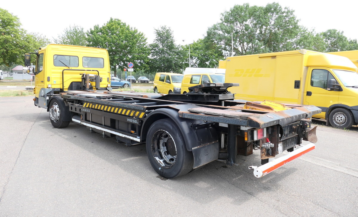 MERCEDES-BENZ KAMAG WBH 25 Wiesel Terberg Umsetzfahrz. Sattelk - Containerbil/ Växelflak lastbil: bild 5 MERCEDES-BENZ KAMAG WBH 25 Wiesel Terberg Umsetzfahrz. Sattelk - Containerbil/ Växelflak lastbil: bild 5