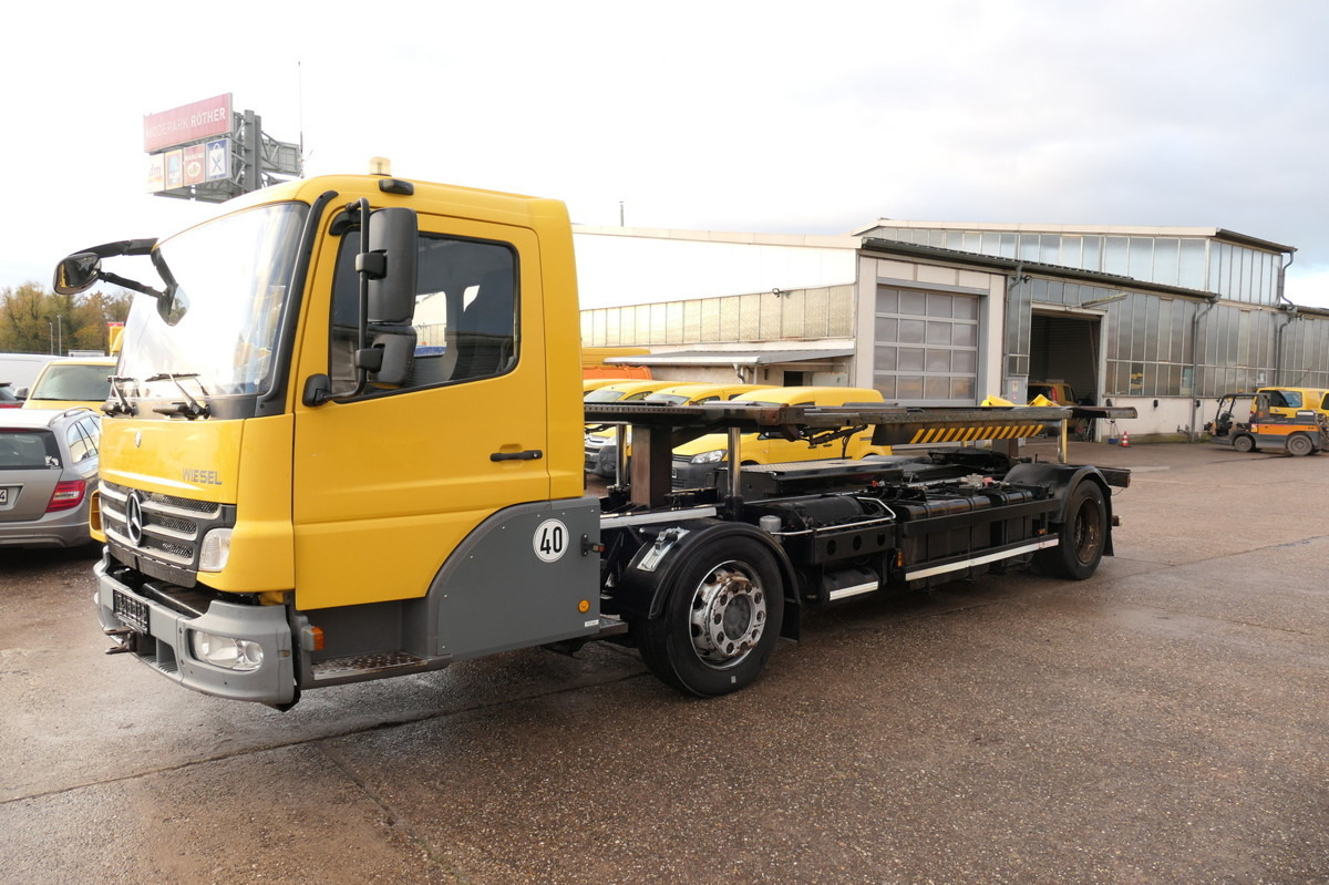 MERCEDES-BENZ KAMAG WBH 25 Wiesel Terberg Umsetzfahrz. Sattelk - Containerbil/ Växelflak lastbil: bild 2 MERCEDES-BENZ KAMAG WBH 25 Wiesel Terberg Umsetzfahrz. Sattelk - Containerbil/ Växelflak lastbil: bild 2