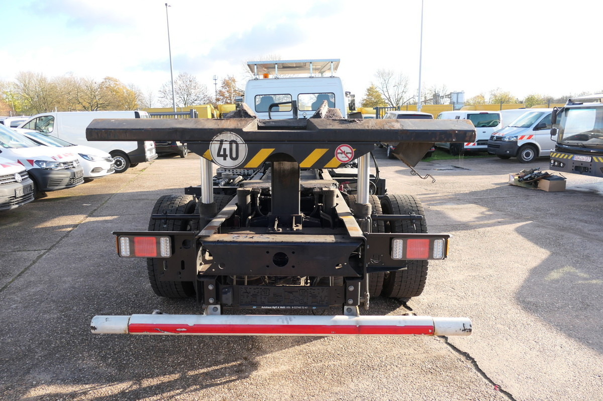 MERCEDES-BENZ Kamag Wiesel WBH 25 E4-D - Containerbil/ Växelflak lastbil: bild 2 MERCEDES-BENZ Kamag Wiesel WBH 25 E4-D - Containerbil/ Växelflak lastbil: bild 2