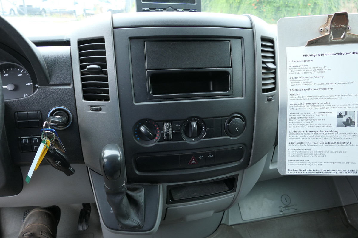 Volymskåp MERCEDES-BENZ SPRINTER 310 CDI MAXI EURO-5 KOFFER REGALE KAMER: bild 10 Volymskåp MERCEDES-BENZ SPRINTER 310 CDI MAXI EURO-5 KOFFER REGALE KAMER: bild 10