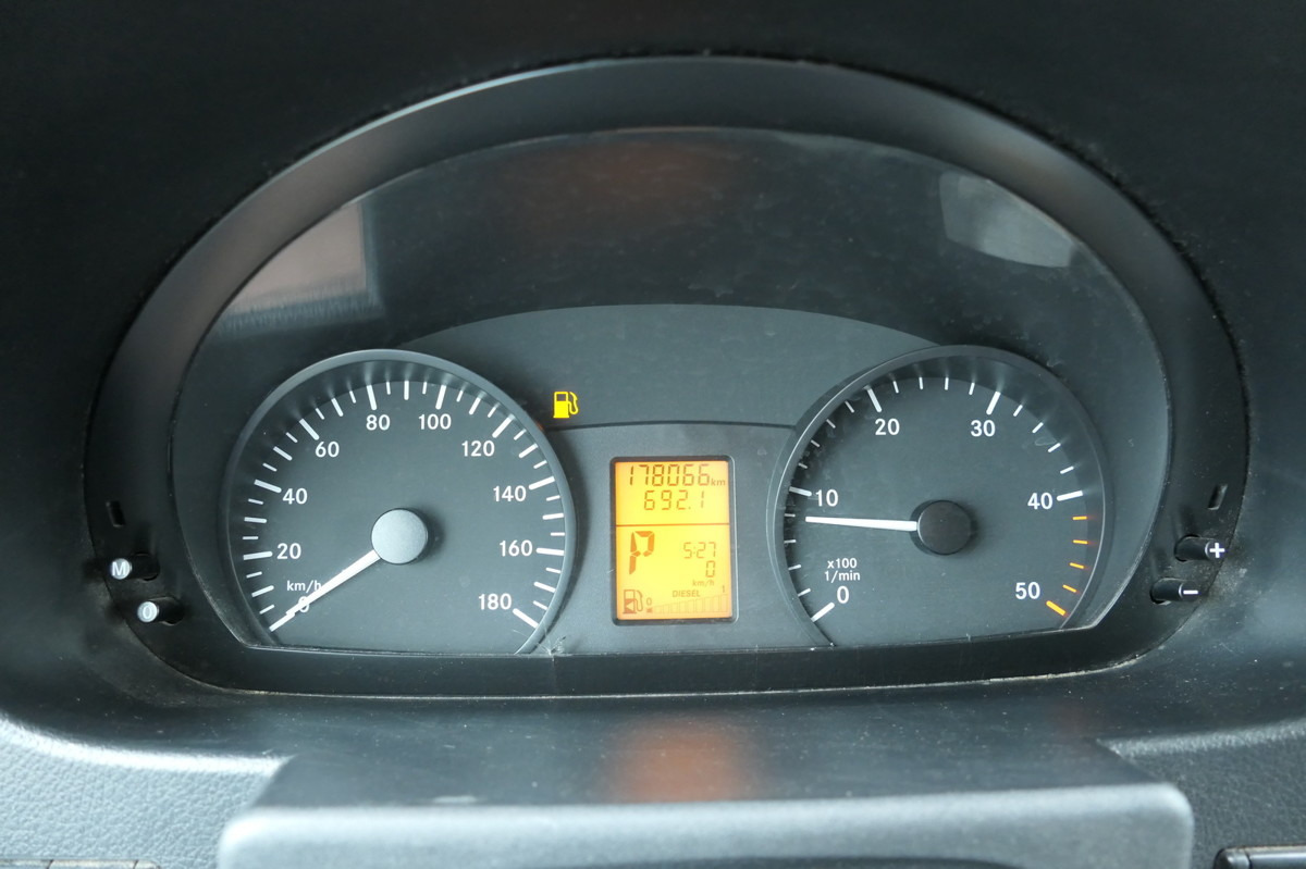 Volymskåp MERCEDES-BENZ SPRINTER 310 CDI MAXI EURO-5 KOFFER REGALE KAMER: bild 12 Volymskåp MERCEDES-BENZ SPRINTER 310 CDI MAXI EURO-5 KOFFER REGALE KAMER: bild 12