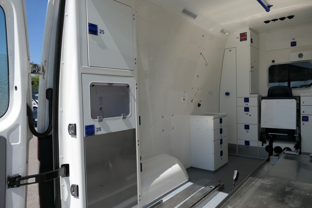 Leasa MERCEDES-BENZ Sprinter 316 CDI Klima Rettungswagen MERCEDES-BENZ Sprinter 316 CDI Klima Rettungswagen: bild 11