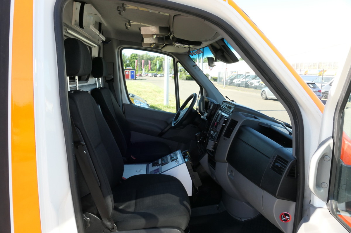 MERCEDES-BENZ Sprinter 519 CDI Klima Krankenwagen - Ambulans: bild 5 MERCEDES-BENZ Sprinter 519 CDI Klima Krankenwagen - Ambulans: bild 5