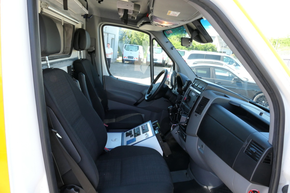 MERCEDES-BENZ Sprinter 519 CDI Klima Krankenwagen - Ambulans: bild 5 MERCEDES-BENZ Sprinter 519 CDI Klima Krankenwagen - Ambulans: bild 5