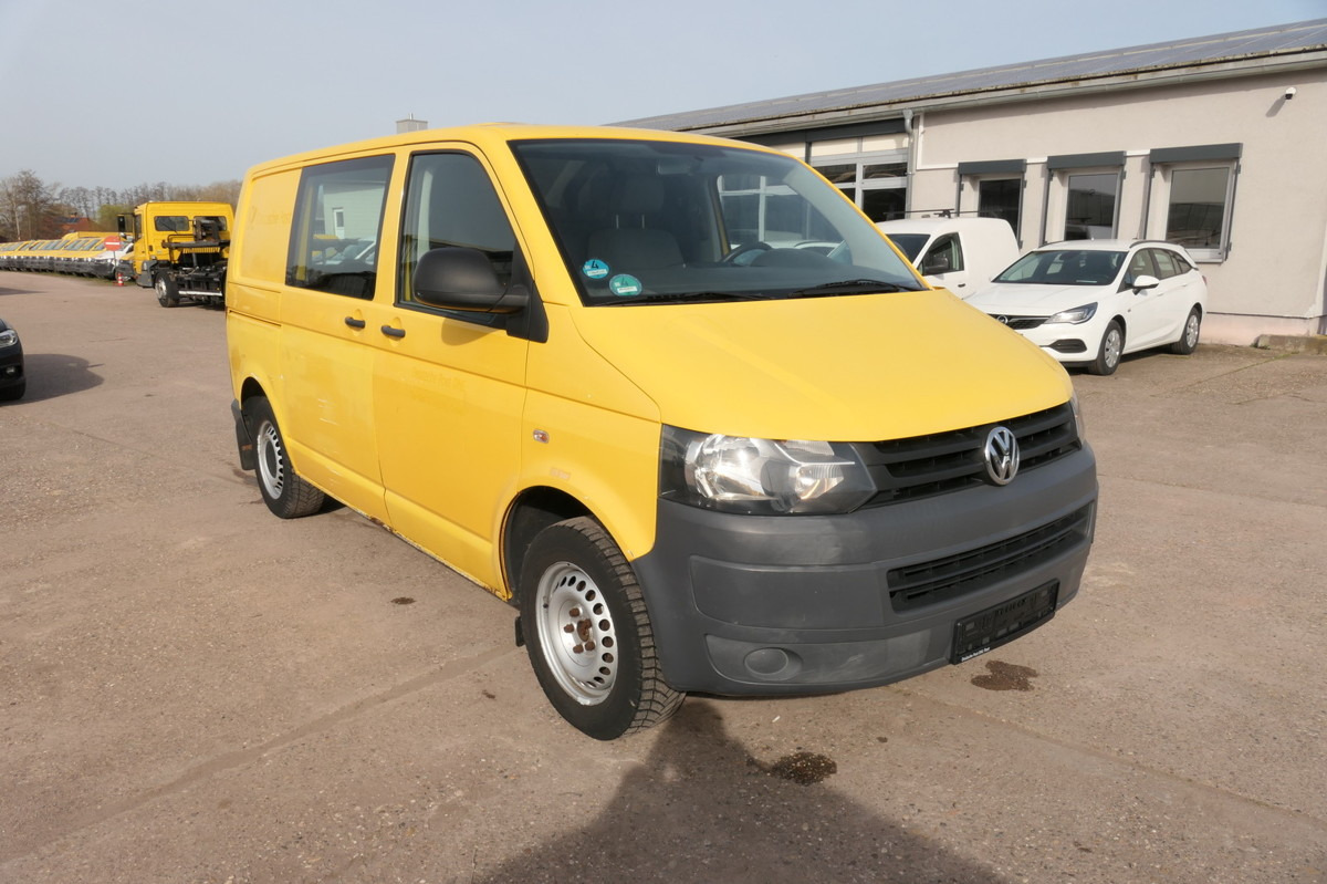 VW T5 Transporter 2.0 TDI EURO-5 2xSCHIEBETÜR PARKT - Små skåpbil: bild 1 VW T5 Transporter 2.0 TDI EURO-5 2xSCHIEBETÜR PARKT - Små skåpbil: bild 1