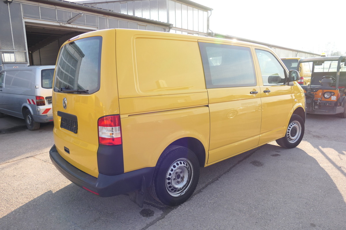 VW T5 Transporter 2.0 TDI EURO-5 PARKTRONIK CoC - Små skåpbil: bild 4 VW T5 Transporter 2.0 TDI EURO-5 PARKTRONIK CoC - Små skåpbil: bild 4