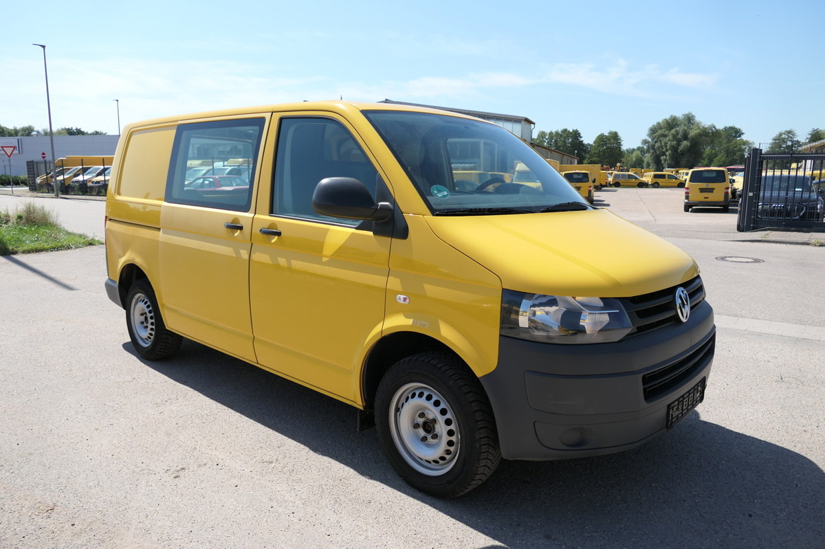 VW T5 Transporter 2.0 TDI PARKTRONIK EURO-5 2xSCHIE - Små skåpbil: bild 3 VW T5 Transporter 2.0 TDI PARKTRONIK EURO-5 2xSCHIE - Små skåpbil: bild 3
