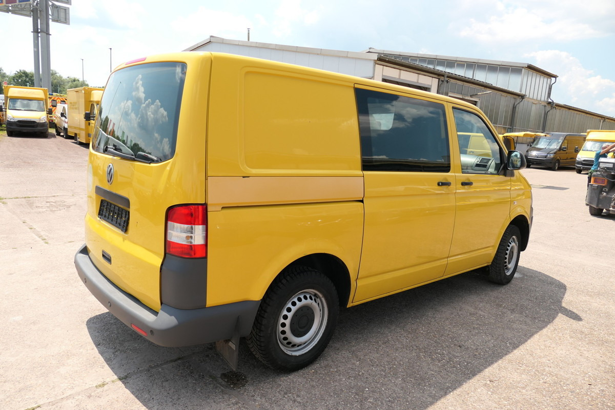 VW T5 Transporter 2.0 TDI PARKTRONIK EURO-5 2xSCHIE - Små skåpbil: bild 4 VW T5 Transporter 2.0 TDI PARKTRONIK EURO-5 2xSCHIE - Små skåpbil: bild 4