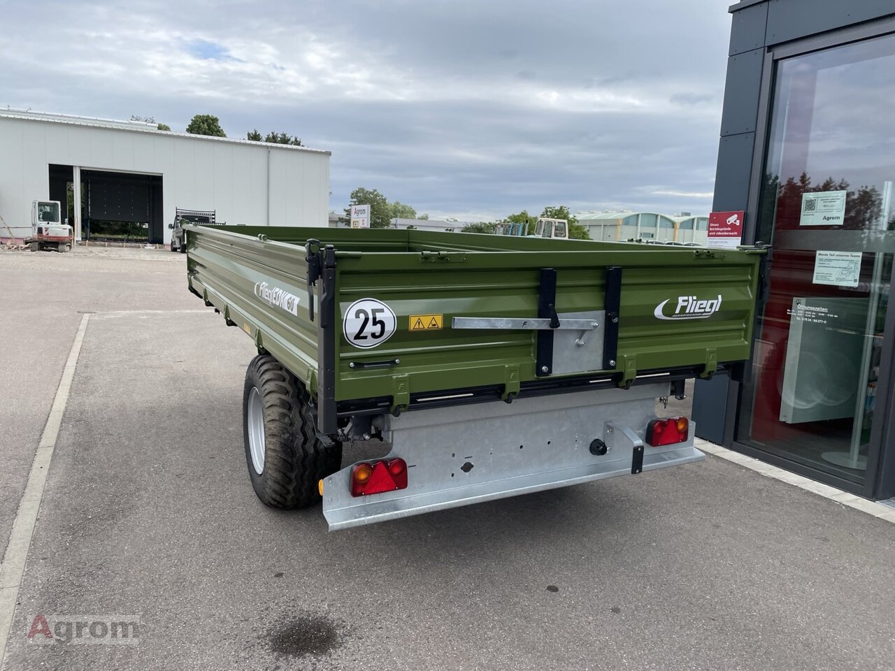 Fliegl EDK 60 FOX - Tippvagn för lantbruk: bild 4 Fliegl EDK 60 FOX - Tippvagn för lantbruk: bild 4