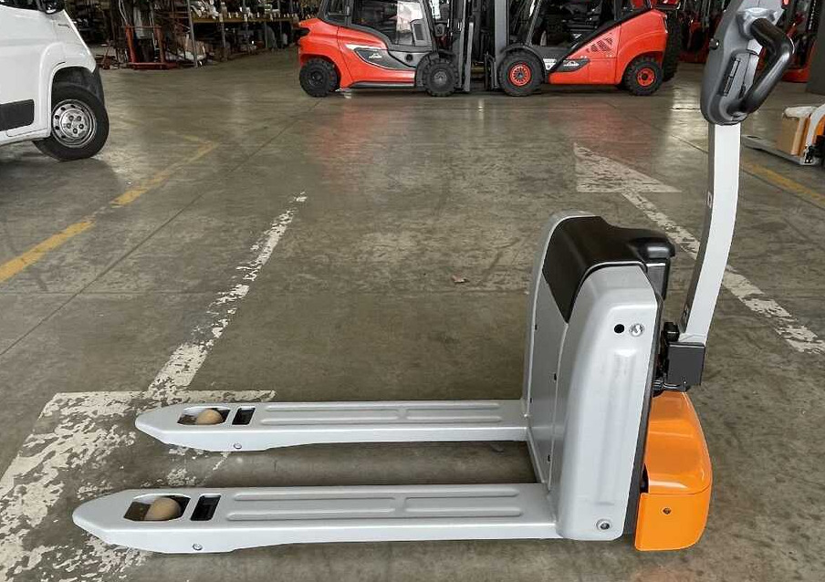 Still ECH 15 (30 Ah) PUx1 - Låglyftar: bild 2 Still ECH 15 (30 Ah) PUx1 - Låglyftar: bild 2