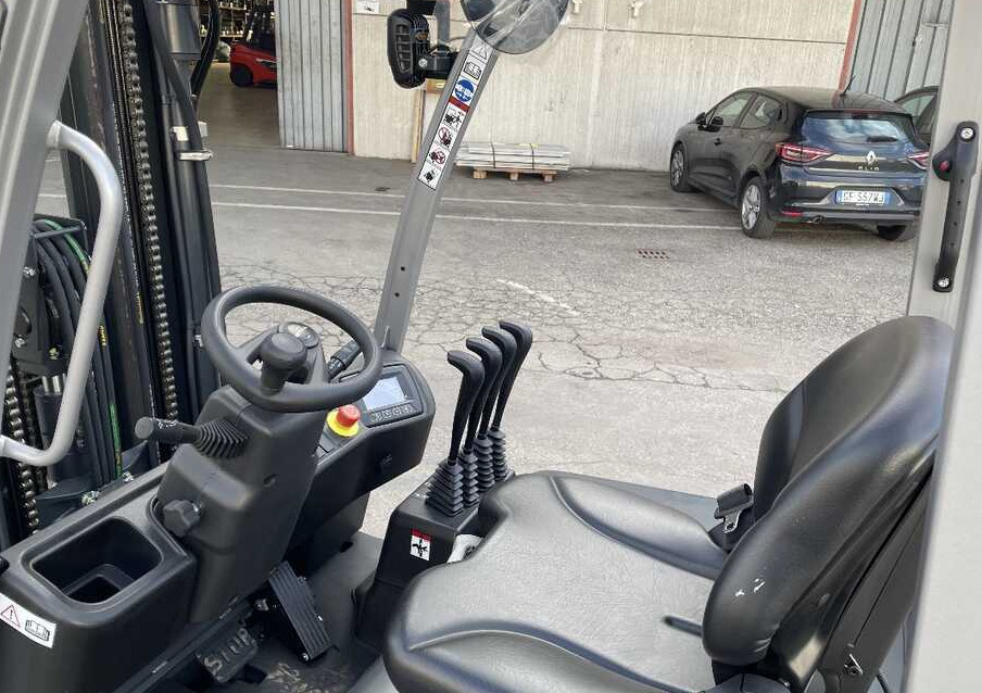 Still RCE 15 Li-Ion (NUOVO) - Eltruck: bild 2 Still RCE 15 Li-Ion (NUOVO) - Eltruck: bild 2