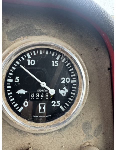 Massey Ferguson 590 - Traktor: bild 5 Massey Ferguson 590 - Traktor: bild 5