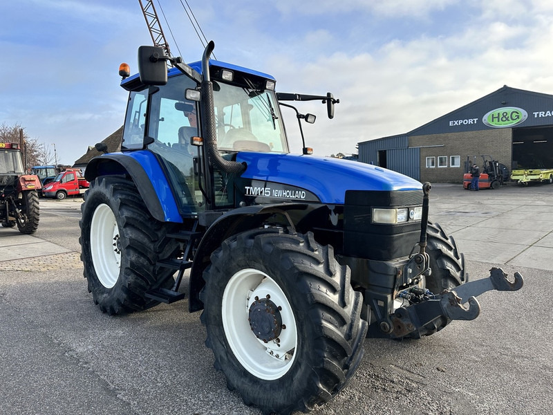 New Holland TM 115 - Traktor: bild 4 New Holland TM 115 - Traktor: bild 4