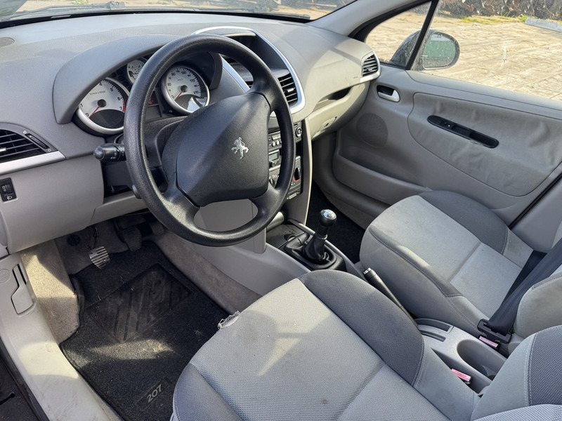 Peugeot 207 - Personbil: bild 3 Peugeot 207 - Personbil: bild 3