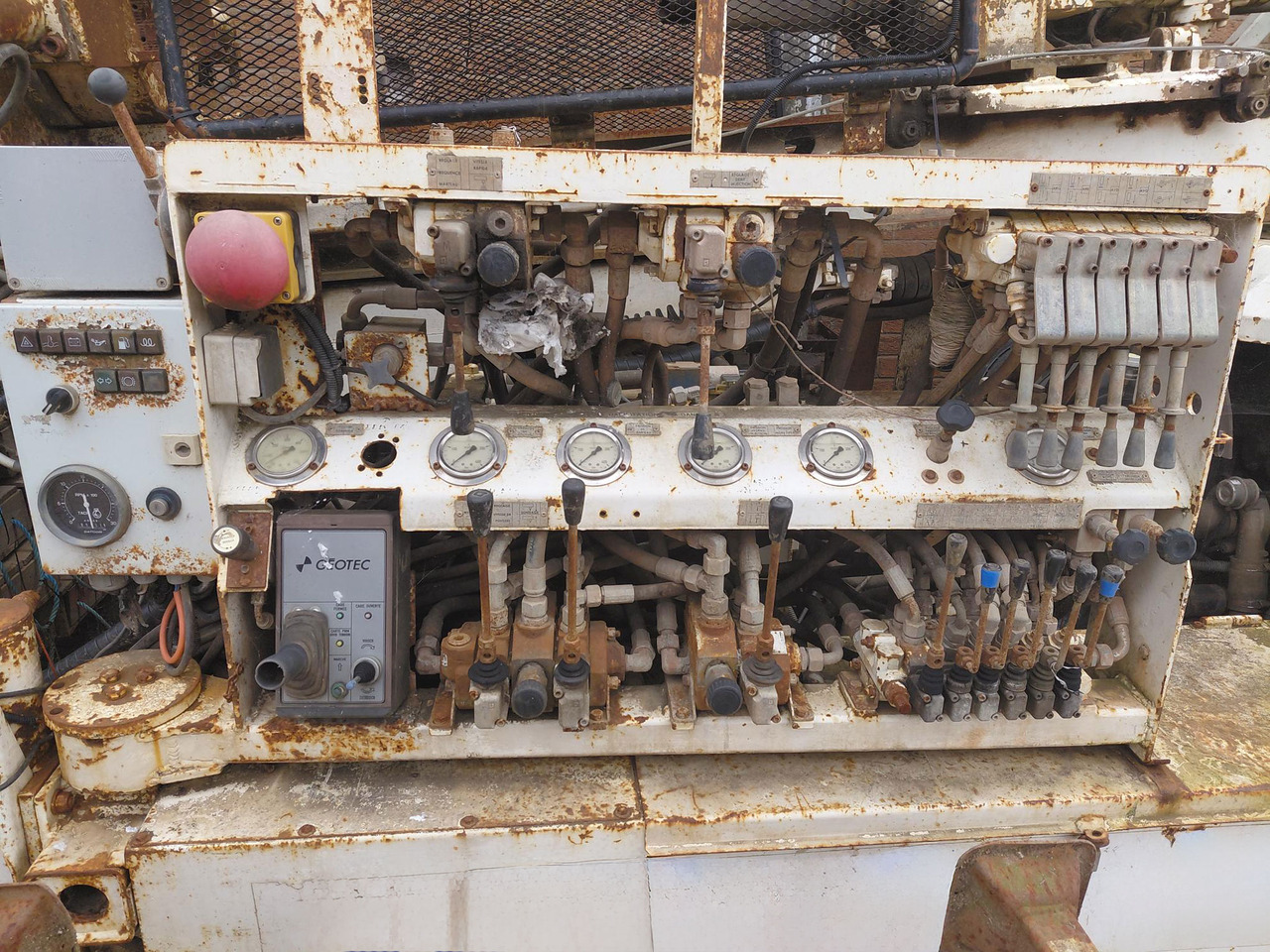 Geotec TB350 - Borrmaskin: bild 4 Geotec TB350 - Borrmaskin: bild 4