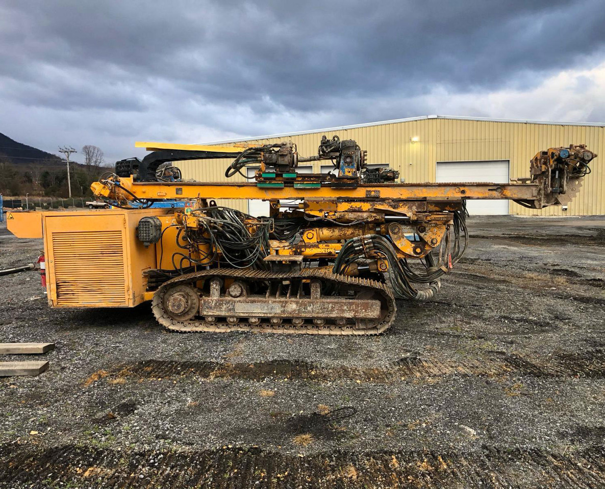 Klemm KR 806-3D - Pålkran: bild 2 Klemm KR 806-3D - Pålkran: bild 2