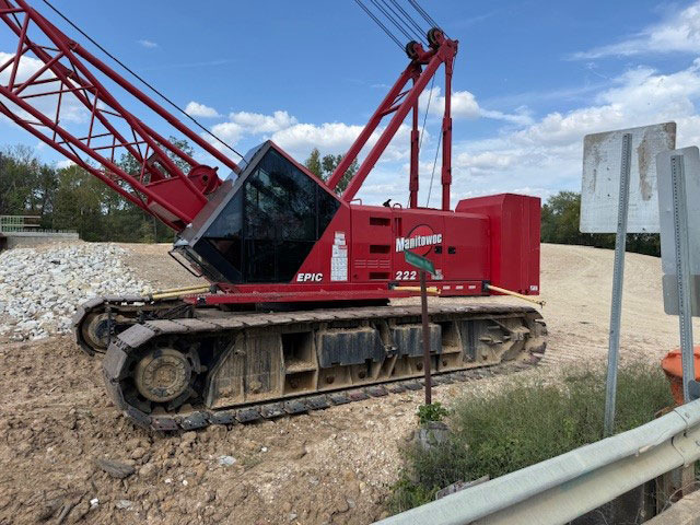 Manitowoc 222 - Bandgående kran: bild 1 Manitowoc 222 - Bandgående kran: bild 1