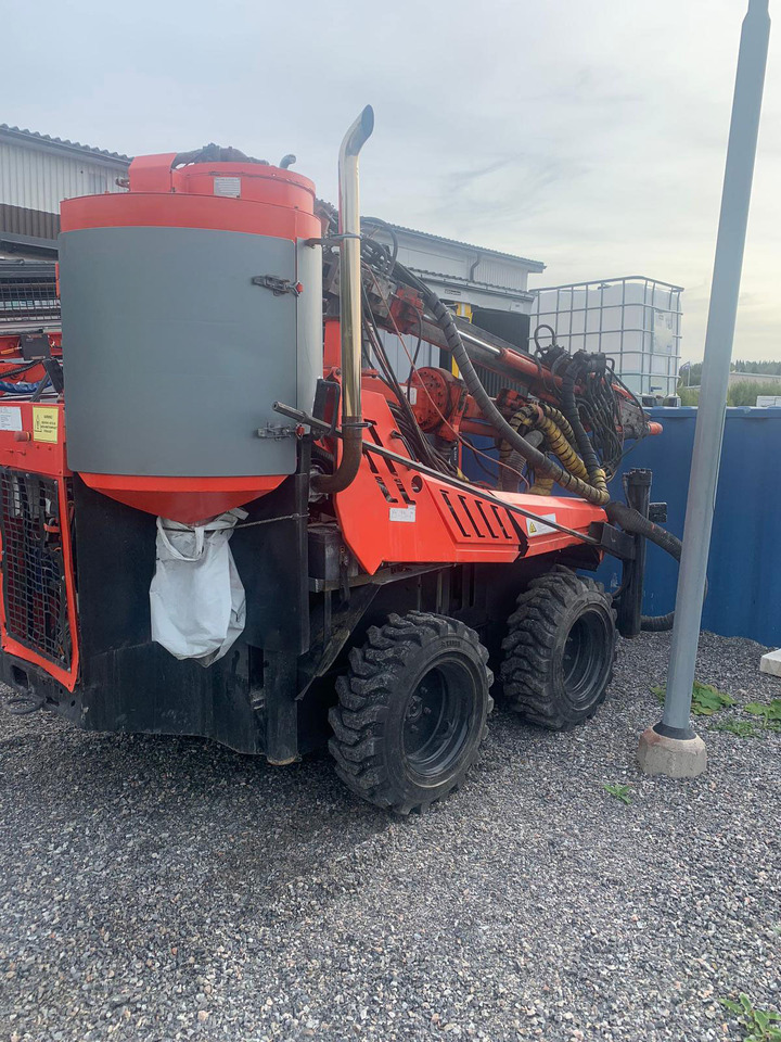 Sandvik DC122R - Borrmaskin: bild 1 Sandvik DC122R - Borrmaskin: bild 1
