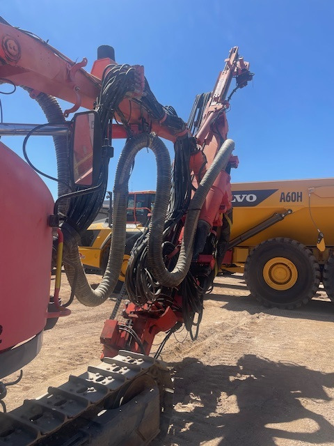 Sandvik DX800 - Borrmaskin: bild 5 Sandvik DX800 - Borrmaskin: bild 5