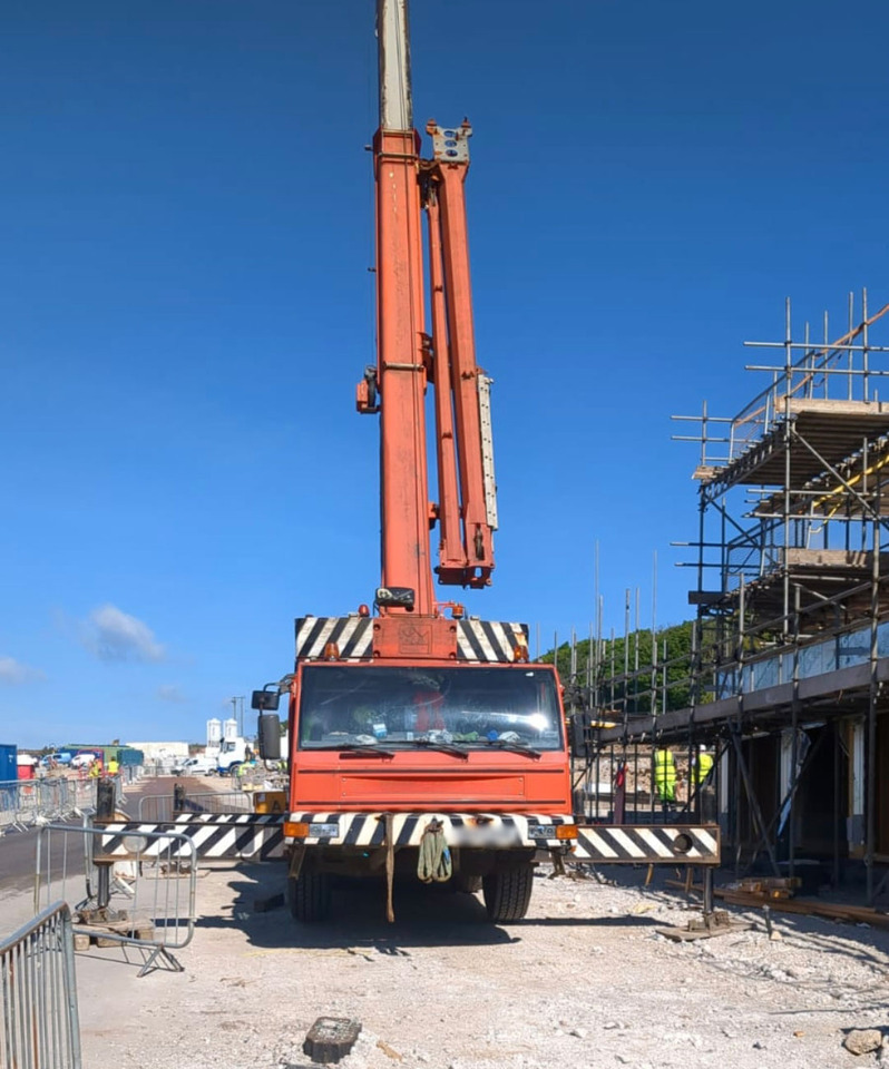 Terex PPM ATT 400-3 - Mobilkran: bild 4 Terex PPM ATT 400-3 - Mobilkran: bild 4