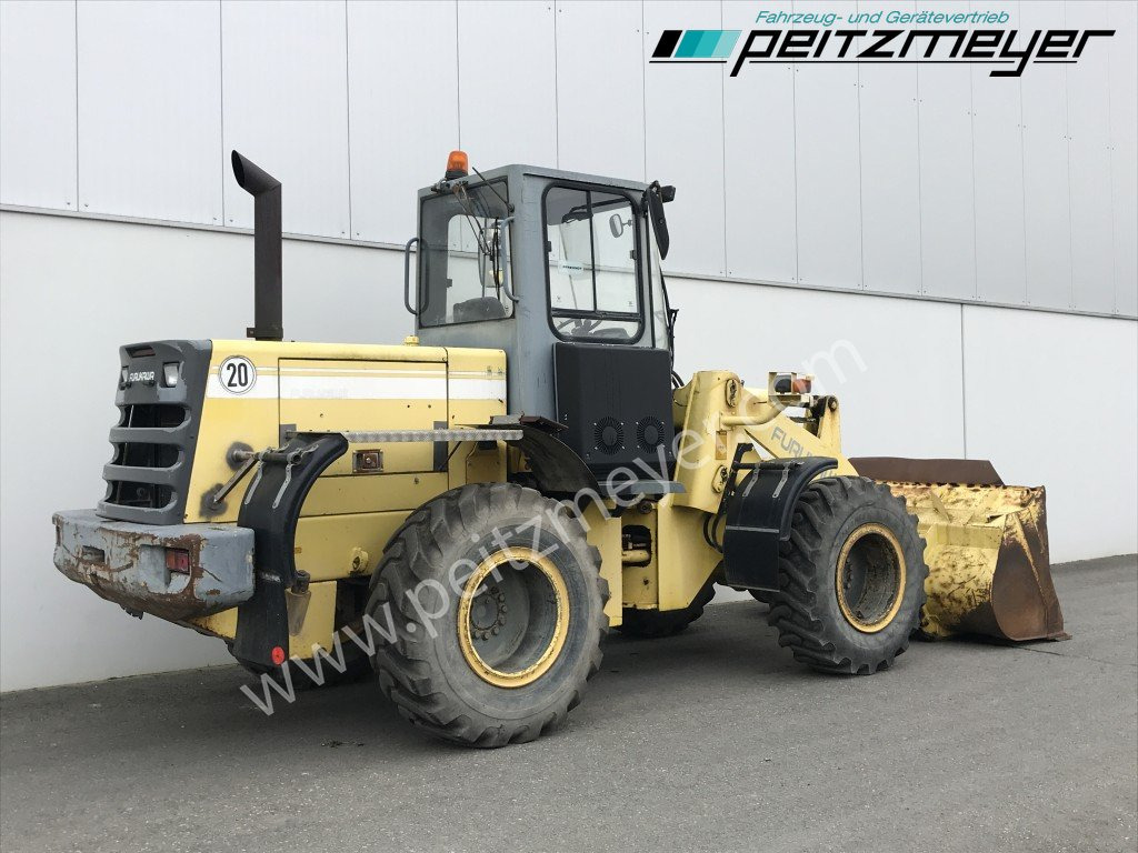 FURUKAWA RADLADER 325 Klima - Hjullastare: bild 4 FURUKAWA RADLADER 325 Klima - Hjullastare: bild 4