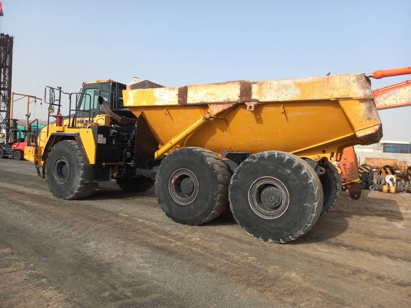 Komatsu HM400-3R (4 pcs available in Abu Dhabi) - Ramstyrd dumper: bild 2 Komatsu HM400-3R (4 pcs available in Abu Dhabi) - Ramstyrd dumper: bild 2