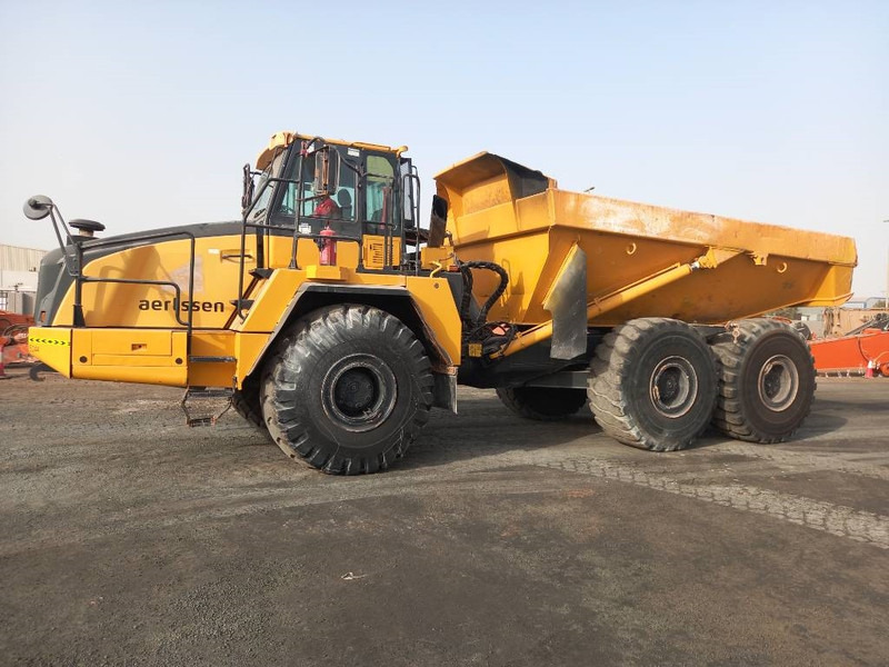 Komatsu HM400-3R (4pcs available in Abu Dhabi) - Ramstyrd dumper: bild 2 Komatsu HM400-3R (4pcs available in Abu Dhabi) - Ramstyrd dumper: bild 2