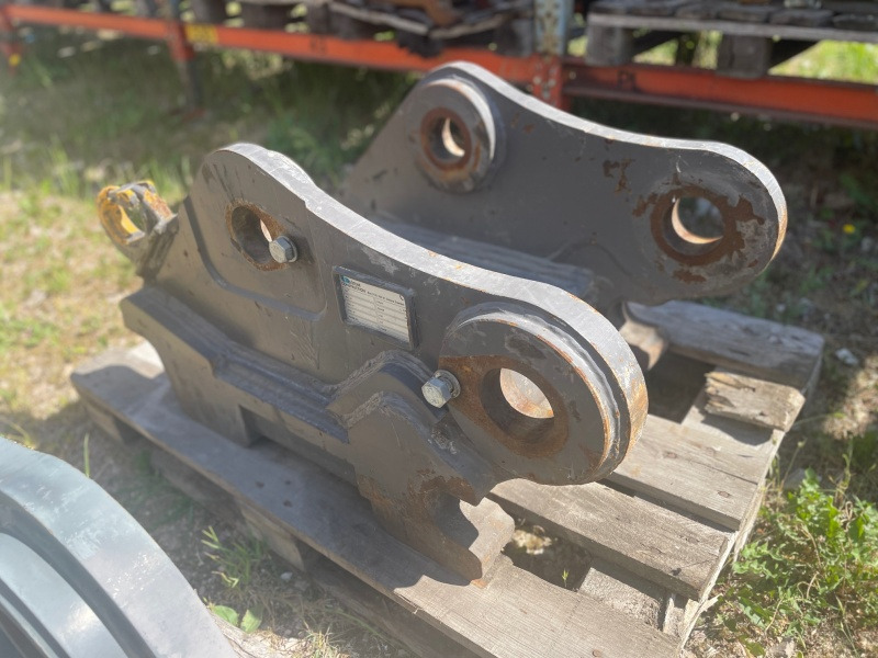 S80 - Redskapsfäste för Grävmaskin: bild 1 S80 - Redskapsfäste för Grävmaskin: bild 1