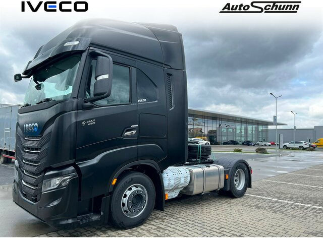 IVECO S-Way AS440S49T/P - AF4T COMFORT+AERO+ LED+NAVI... - Dragbil: bild 1 IVECO S-Way AS440S49T/P - AF4T COMFORT+AERO+ LED+NAVI... - Dragbil: bild 1
