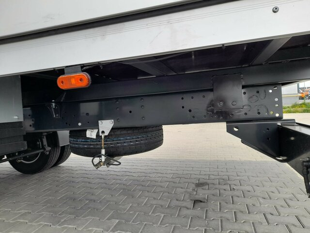 IVECO Daily 70C16H3.0 - CLIMA+ PRITSCHE... - Transportbil med flak: bild 3 IVECO Daily 70C16H3.0 - CLIMA+ PRITSCHE... - Transportbil med flak: bild 3