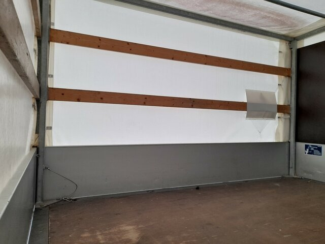 MERCEDES-BENZ Sprinter 316 DOKA 4X4+6 LOCURI+BENA TRANSPORT... - Minibuss, Persontransport: bild 4 MERCEDES-BENZ Sprinter 316 DOKA 4X4+6 LOCURI+BENA TRANSPORT... - Minibuss, Persontransport: bild 4