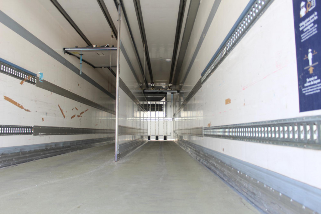 Chereau CV1950Mt.City Bi-Temp LBW Lenkachse Rolltor TOP - Kyl/ Frys semitrailer: bild 4 Chereau CV1950Mt.City Bi-Temp LBW Lenkachse Rolltor TOP - Kyl/ Frys semitrailer: bild 4