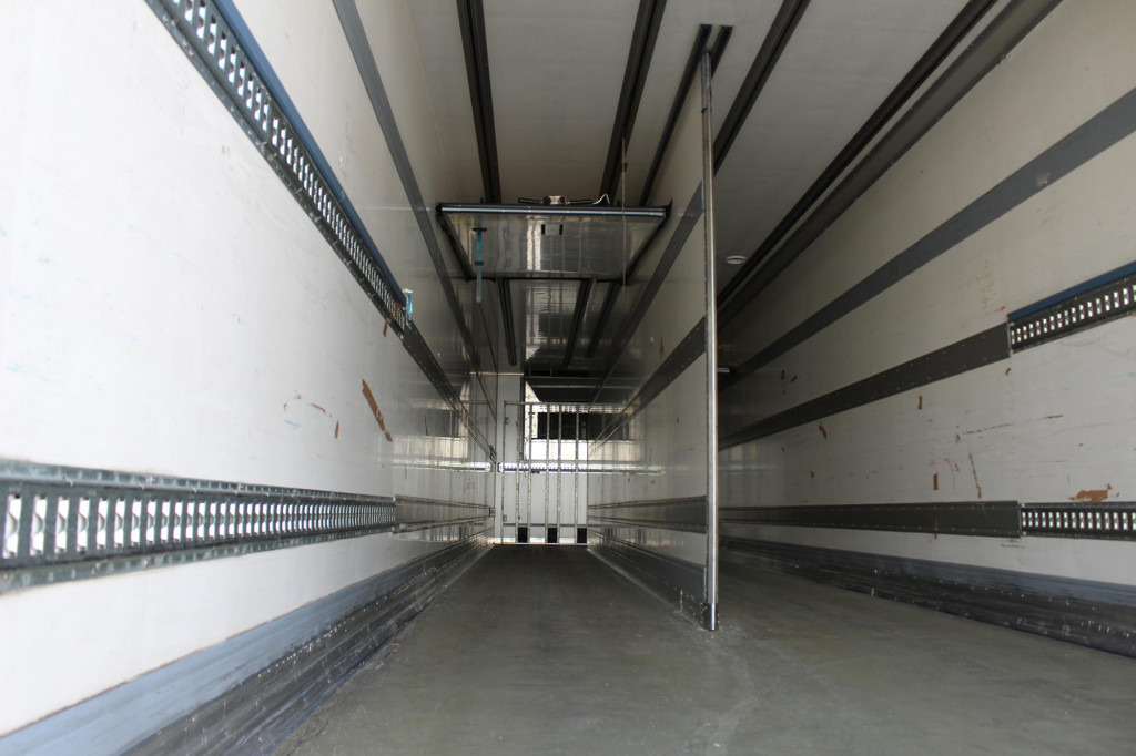 Chereau CV1950Mt.City Bi-Temp LBW Lenkachse Rolltor TOP - Kyl/ Frys semitrailer: bild 2 Chereau CV1950Mt.City Bi-Temp LBW Lenkachse Rolltor TOP - Kyl/ Frys semitrailer: bild 2