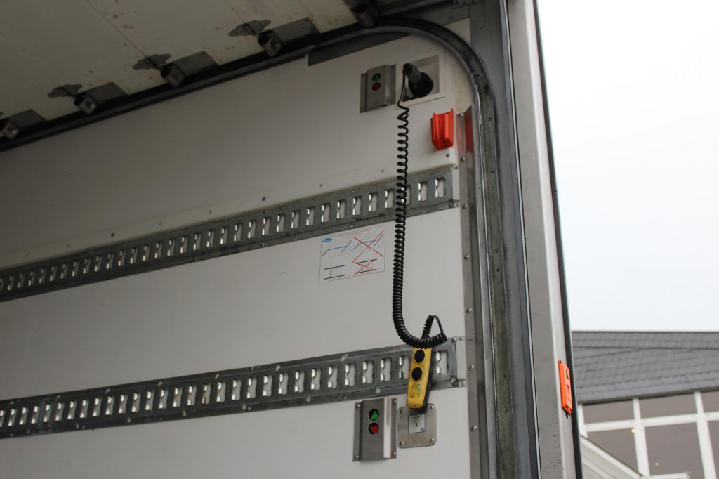 Daf LF 280 E6 Frigoblock LBW Rolltor Strom Klima - Kylbil lastbil: bild 3 Daf LF 280 E6 Frigoblock LBW Rolltor Strom Klima - Kylbil lastbil: bild 3