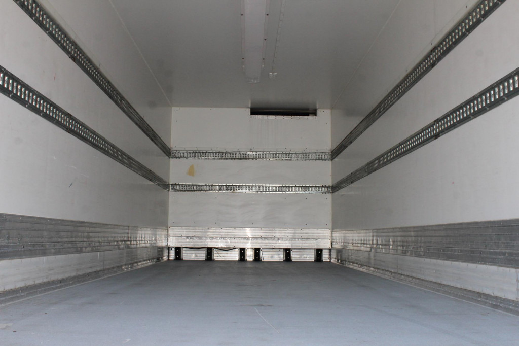 Daf LF 280 E6 Frigoblock LBW Rolltor Strom Klima - Kylbil lastbil: bild 2 Daf LF 280 E6 Frigoblock LBW Rolltor Strom Klima - Kylbil lastbil: bild 2