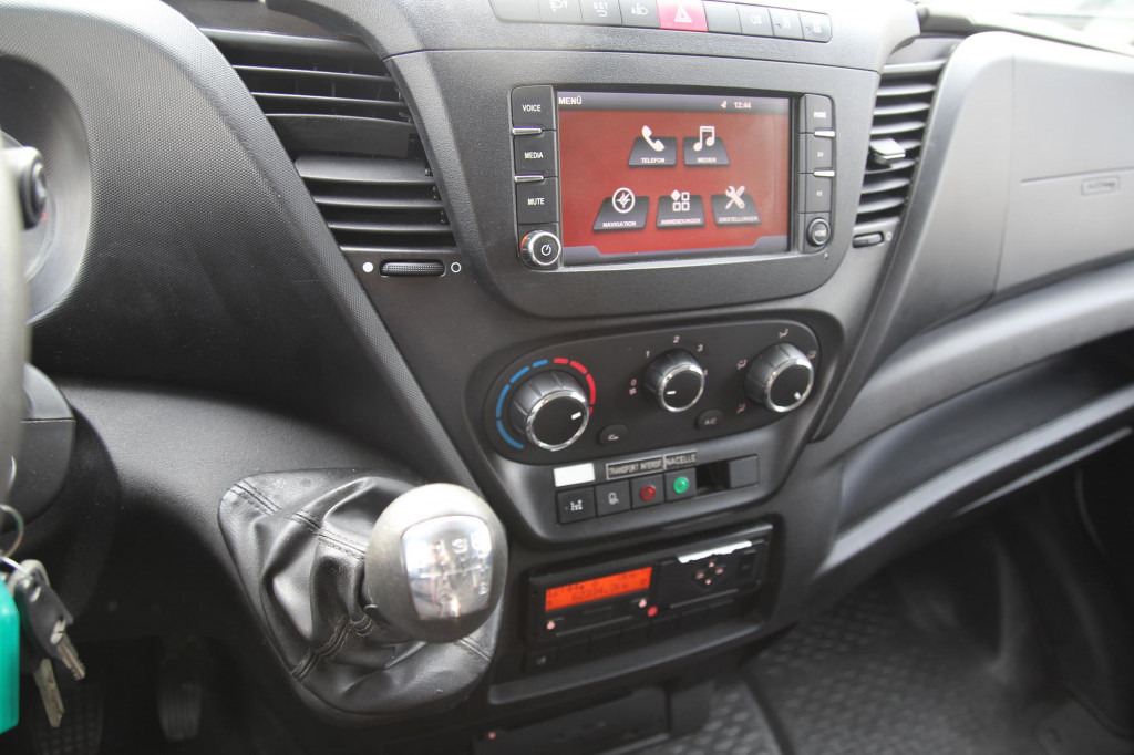 Iveco Daily 70-150 KLUBBK42P 14,8 m 2 Pers.Korb 835 h - Billift: bild 3 Iveco Daily 70-150 KLUBBK42P 14,8 m 2 Pers.Korb 835 h - Billift: bild 3