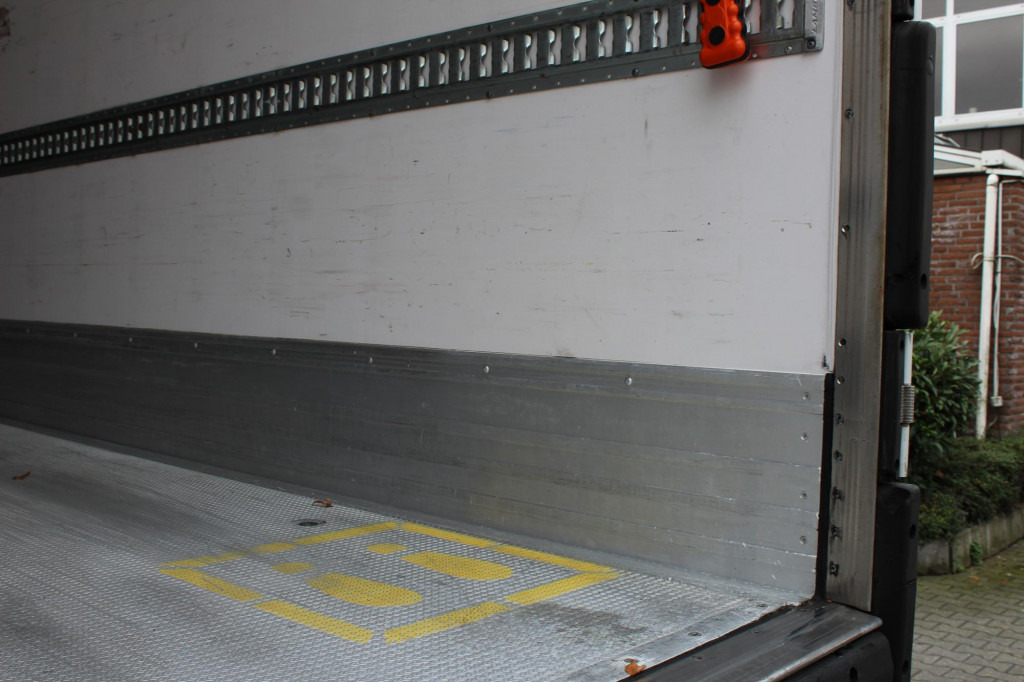 Lamberet TK SLXi Spectrum 2,65h Bi-Multi-Temp. TW LBW - Kyl/ Frys semitrailer: bild 5 Lamberet TK SLXi Spectrum 2,65h Bi-Multi-Temp. TW LBW - Kyl/ Frys semitrailer: bild 5