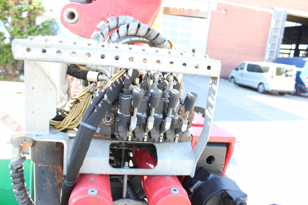 MAN TGX 33.560 D38Motor 6x4 Intarder KESLA-Holzkran - Timmerbil, Kranbil: bild 4 MAN TGX 33.560 D38Motor 6x4 Intarder KESLA-Holzkran - Timmerbil, Kranbil: bild 4